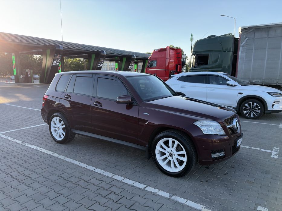 Mercedes-Benz GLK-Class 2011 VIN WDC2049841F686915 фото оголошення 2 з 23