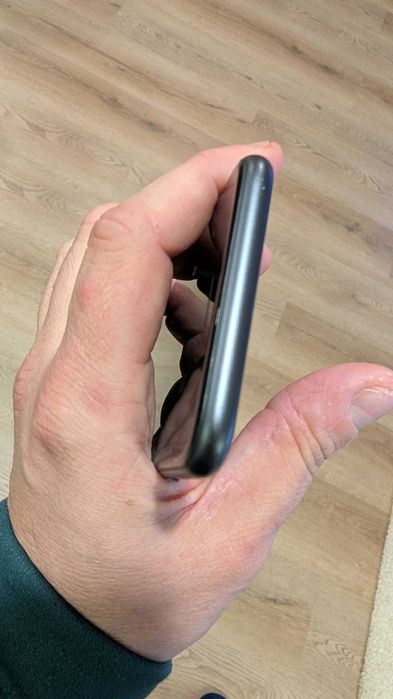 Apple iPhone 8 (64Gb Space Grey - caixa, cabo e carregador) semi novo