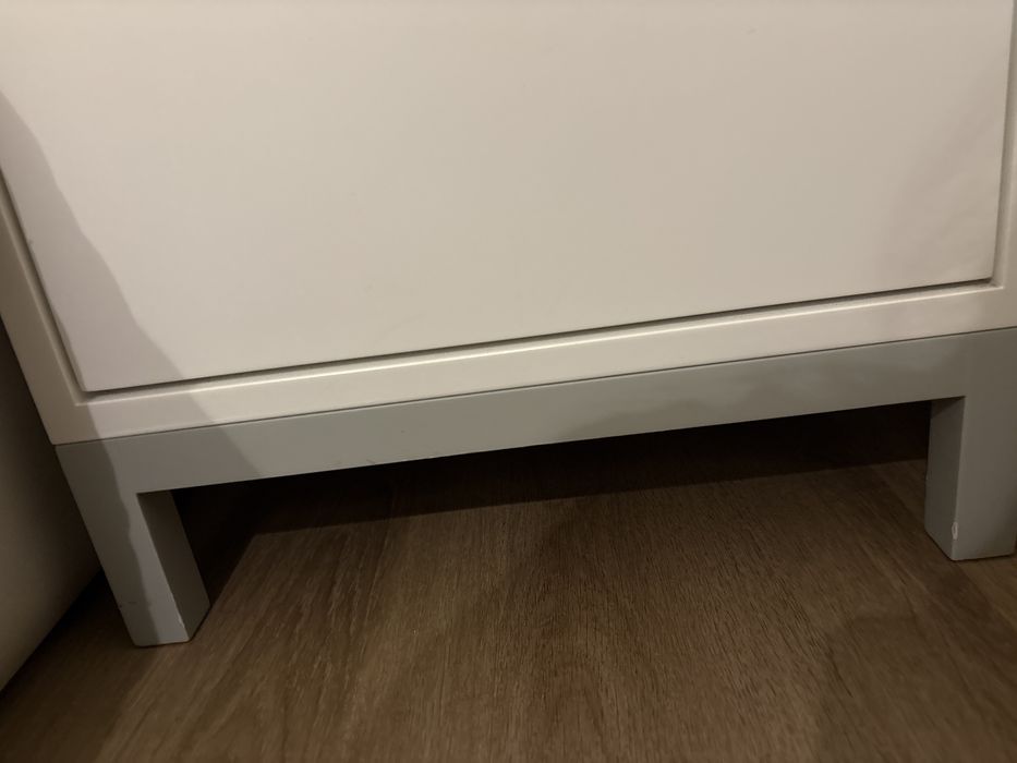 Mesinha de cabeceira