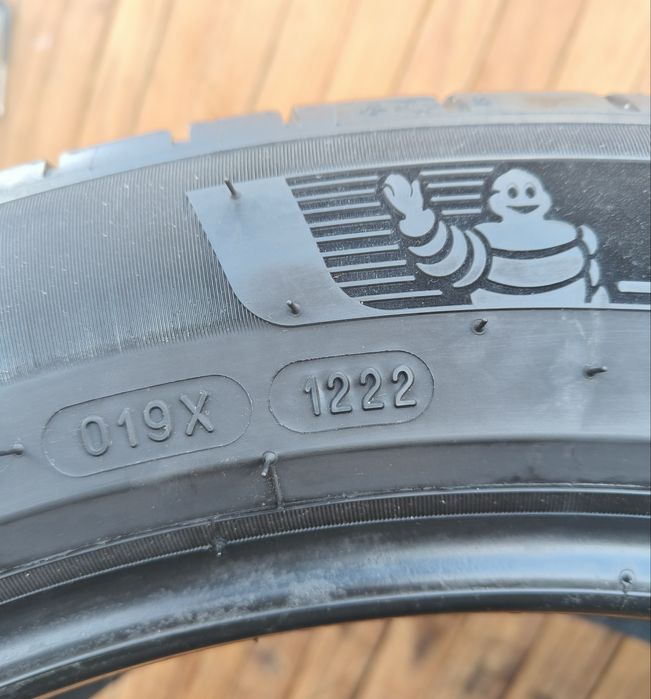 Шини Літо 265 45 R20 Michelin PILOT SPORT 4 SUV