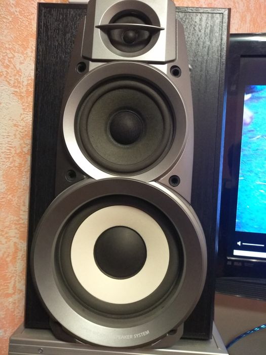 Музыкальный центр