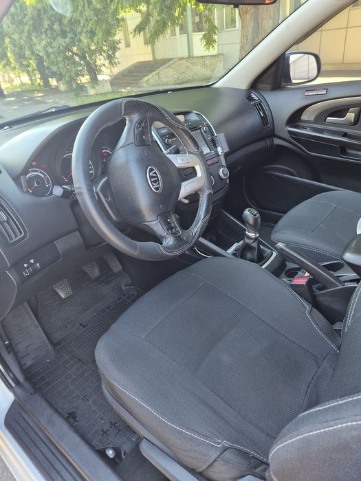 Продам Kia Ceed 2012