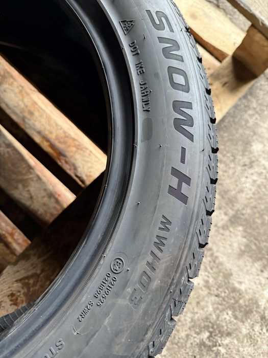 Зимові шини 225/55 R18 Dynamo Snow-H 2шт. 8,5мм 2024