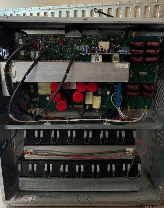 UPS Riello 6K5 6000VA 4500W