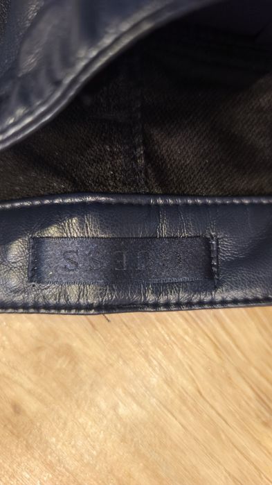 Guess leather  spodnie