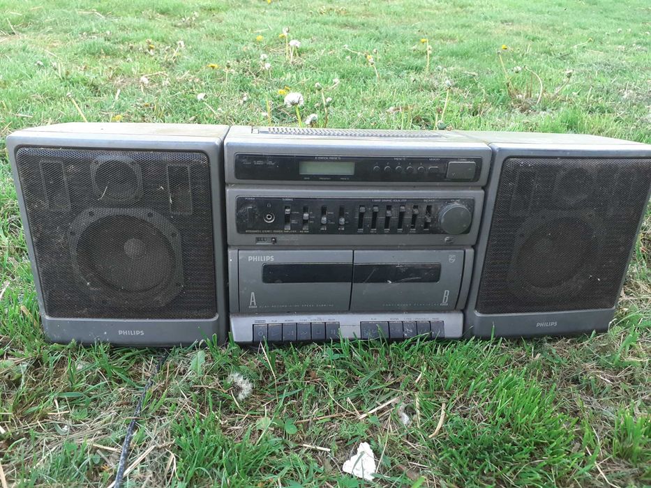 Wieża marki Philips AW 7890
