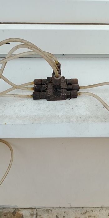 Клапаны, пневмораспоеделители, тройники (покрасочная станция).