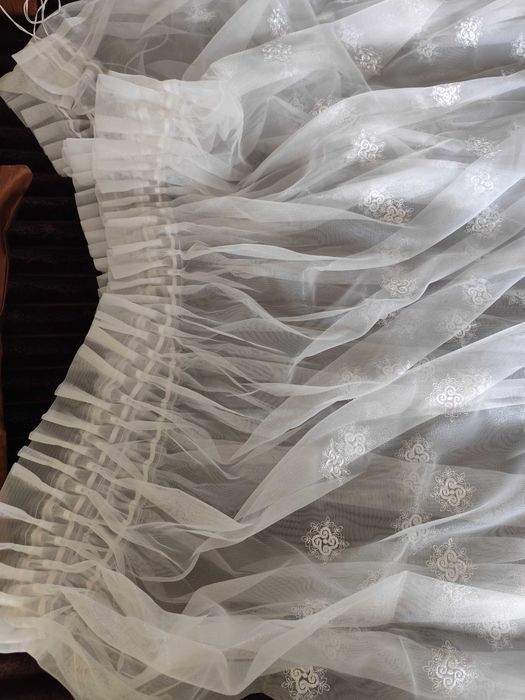 Sprzedam dwie firanki