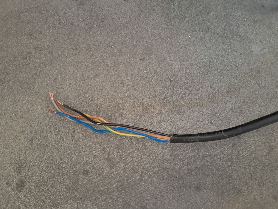 Sprzedam kabel ziemny 5x6