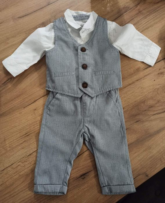 Sprzedam komplet do chrztu