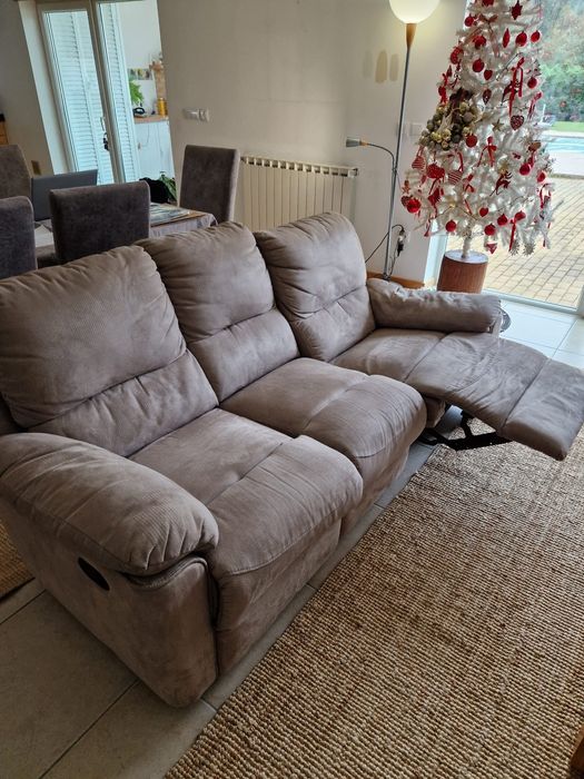 Sofá reclinável cinza