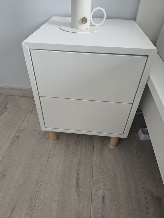Eket biały szafka nocna