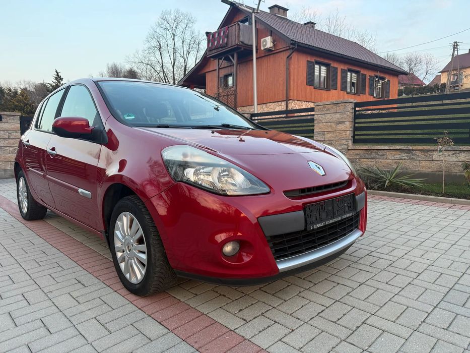 Renault Clio Renault Clio 1.2 75 KM 2011r. NISKIE SPALANIE