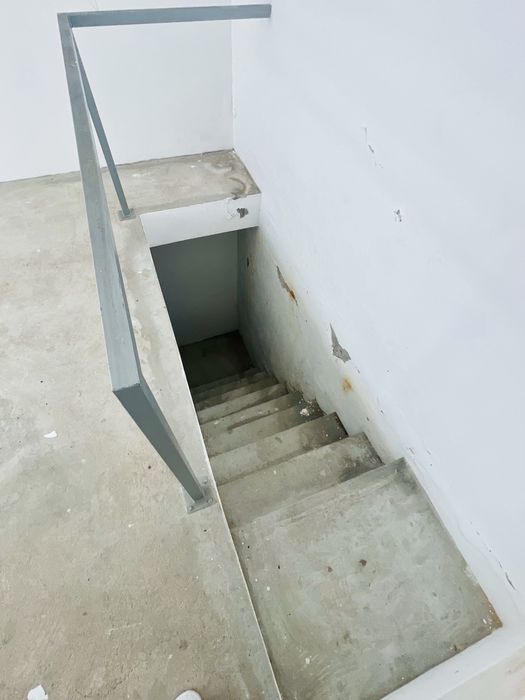 Garagem box + cave centro de Aveiro