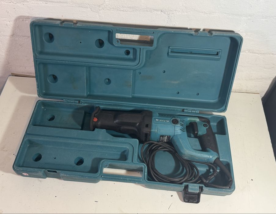 Сабельна пила Makita JR3050T 1010W + кейс