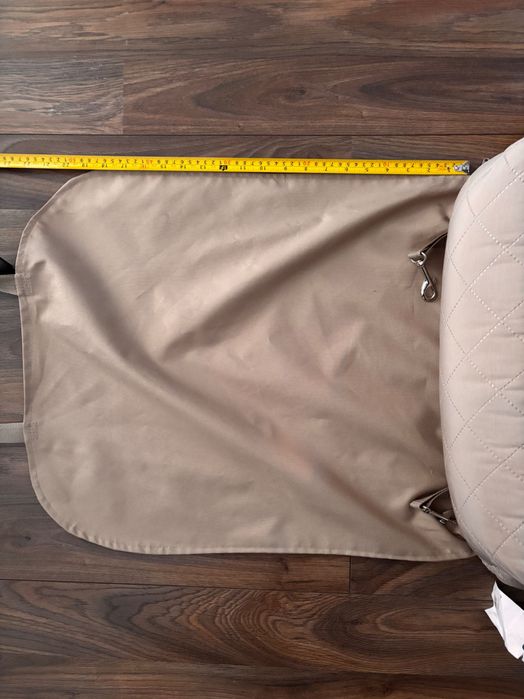 Siedzenie samochodowe dla psa