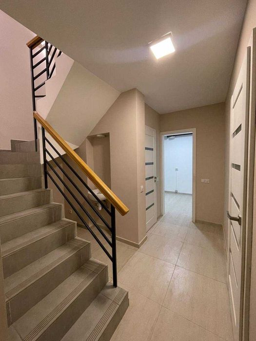 Продаж таунхауса по вул. Карбишева