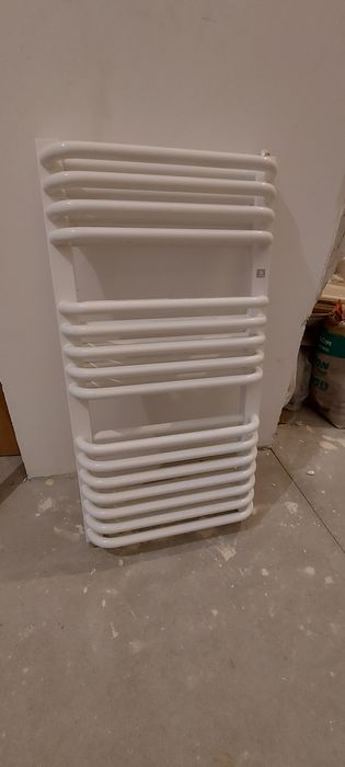 Grzejnik łazienkowy Terma Tytus 820/440 (1 szt.)