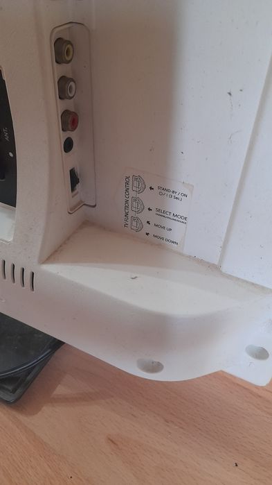 televisão Qlive 61cm