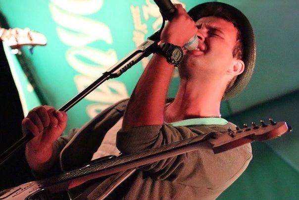 Уроки гри на гітарі.