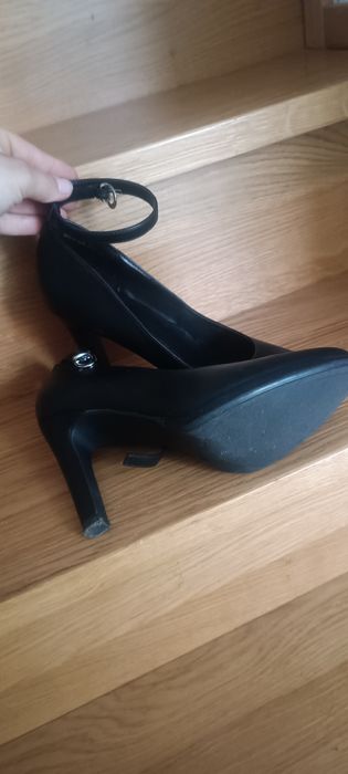 Buty damskie szpilki