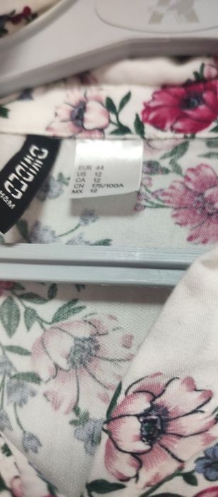 Damska koszula w kwiaty
