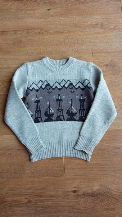 Sweterek chłopięcy