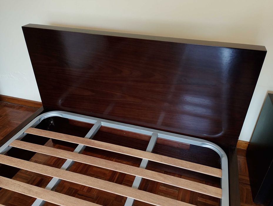Cama Solteiro em Madeira (120x200)