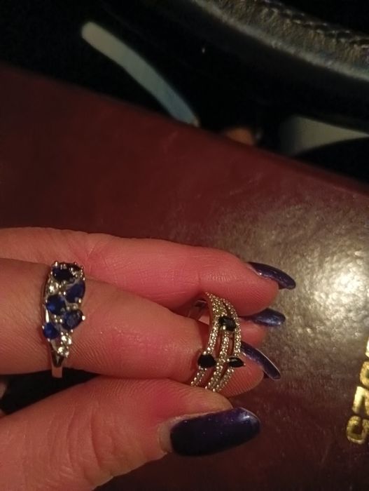 Sprzedam 2 srebrne pierścionki