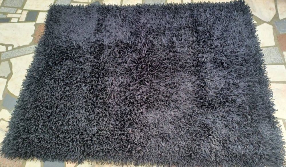 Tapete carpete cor preto