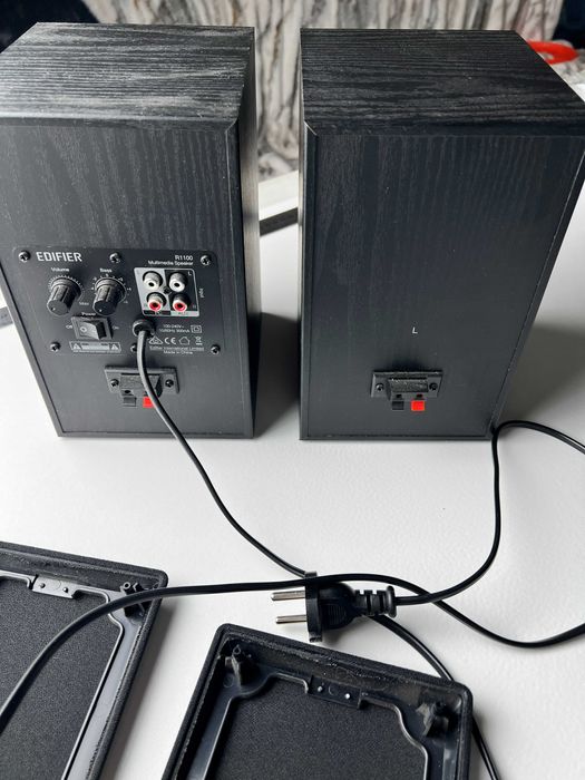 Колонки Edifier R1100 активна акустична система 2.0 42 Вт