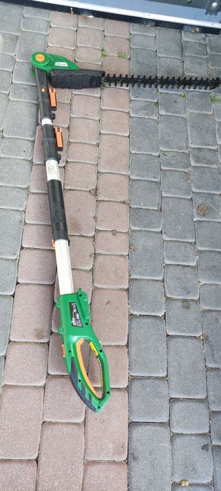 Nożyce akumulatorowe wysięgnik