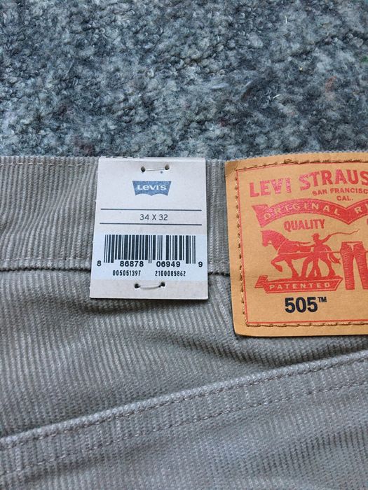 Штани Levi’s розмір 34х32