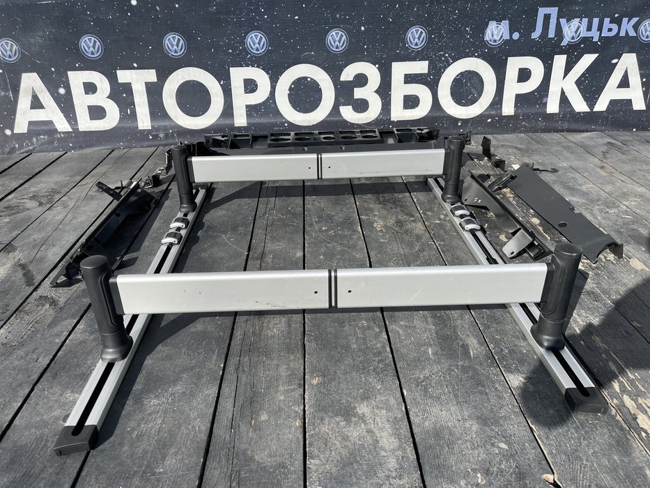 Фиксатор грузов в багажник Passat B6 фіксатор груза в багажник Пассат