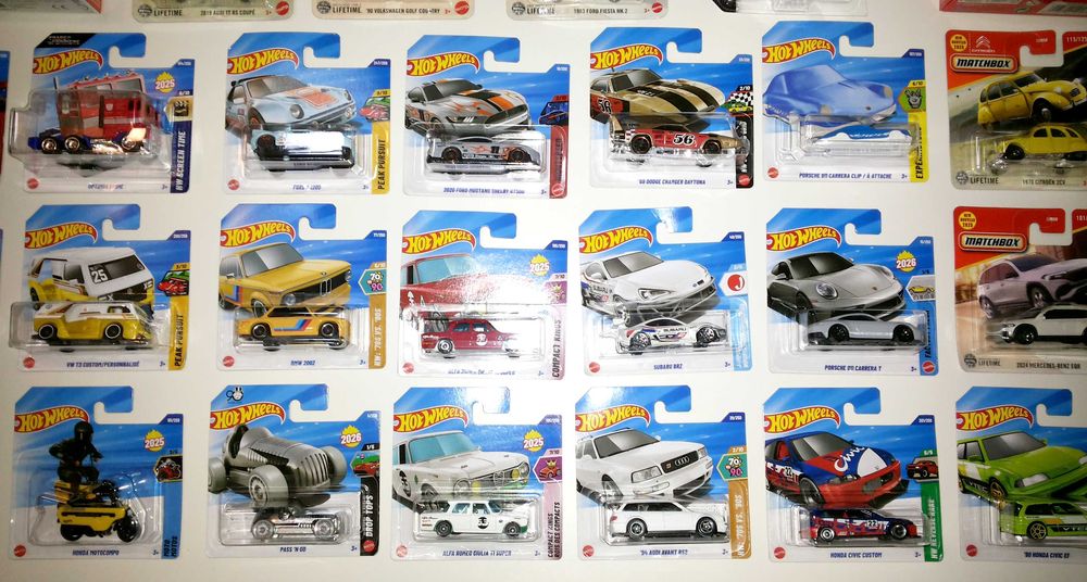 Carros de Coleção 1/64 - Hot Wheels - Matchbox - Majorette etc