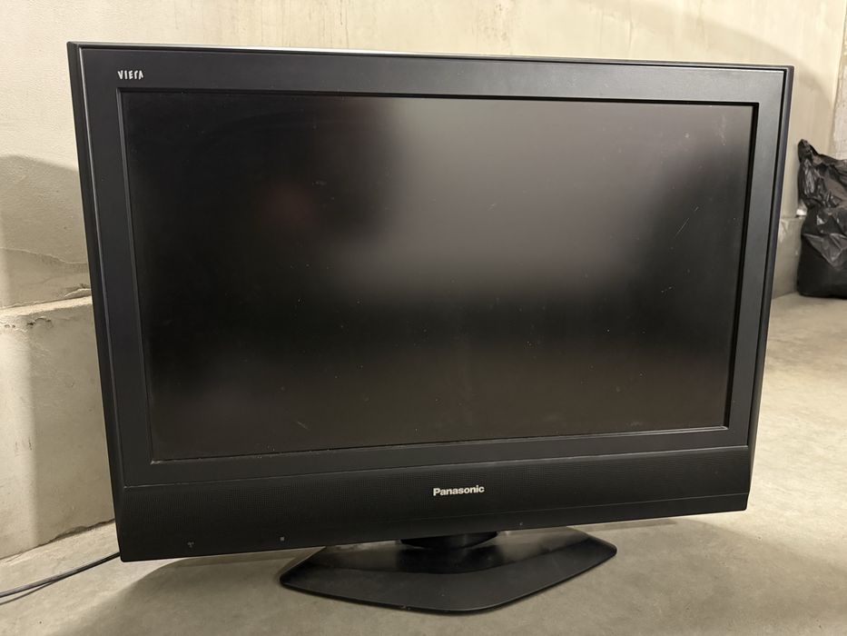 Продам телевізор panasonic TX-R32LE7A