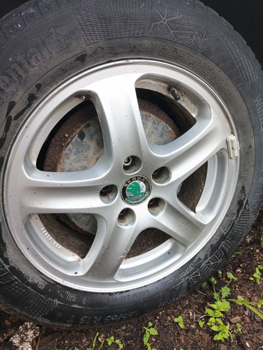 Oryginalne felgi Skoda R15