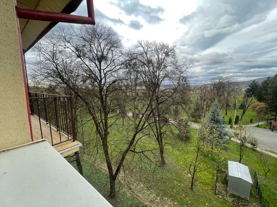 Аквапарк,,Карпатія,,200м, затишні апартаменти  в парковій зоні.центр