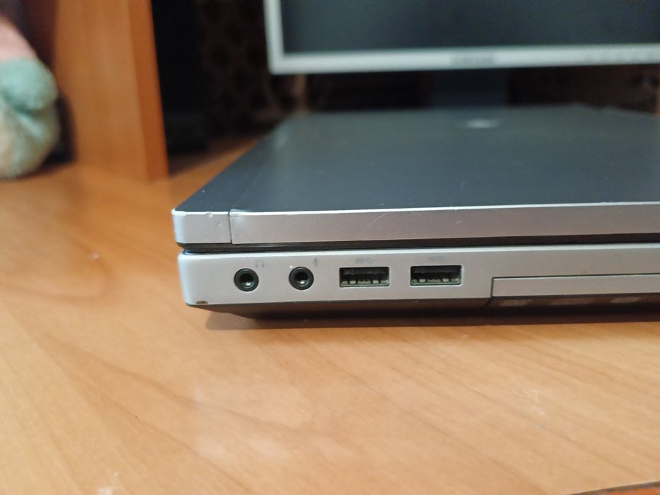 Ноутбук HP (читайте описаніє)