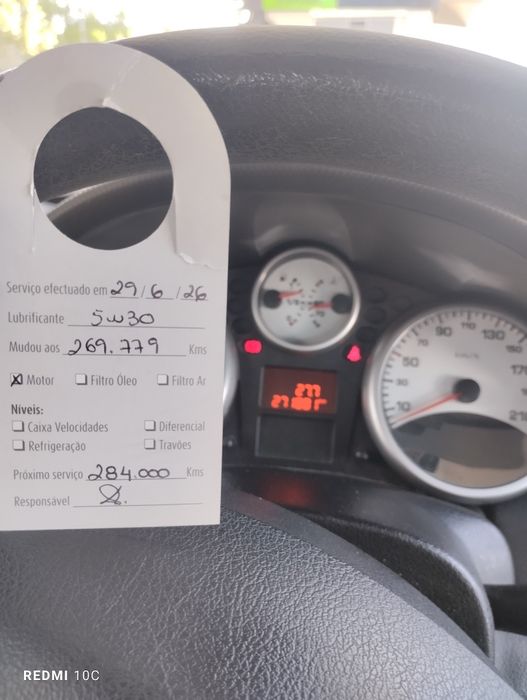 Peugeot 207 cinza