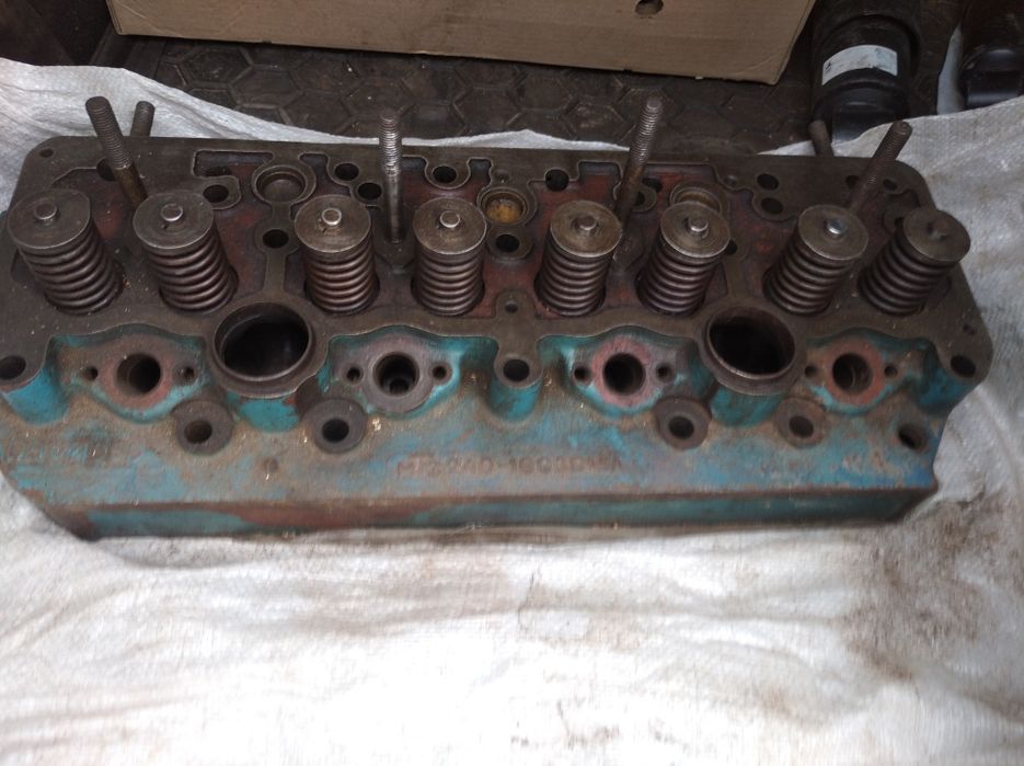 Продам головку д240 бу