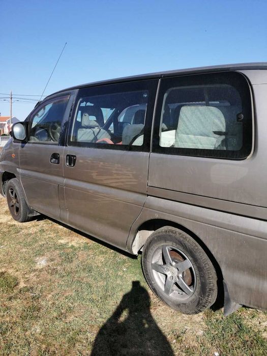 carrinha mitsubishi