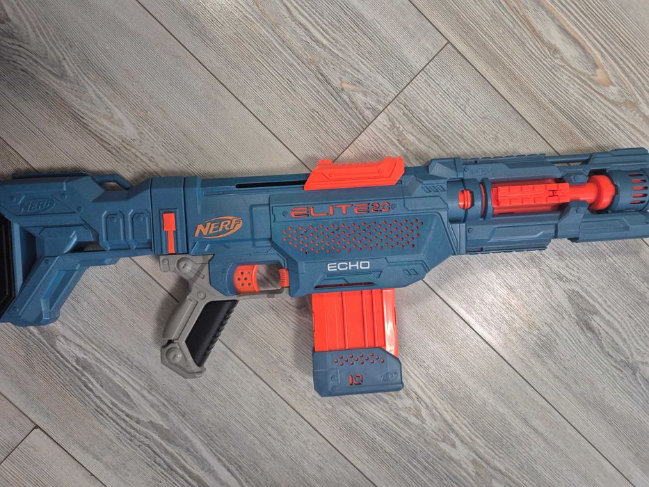 бластери Nurf Elite 2.0 : Motoblitz та Echo