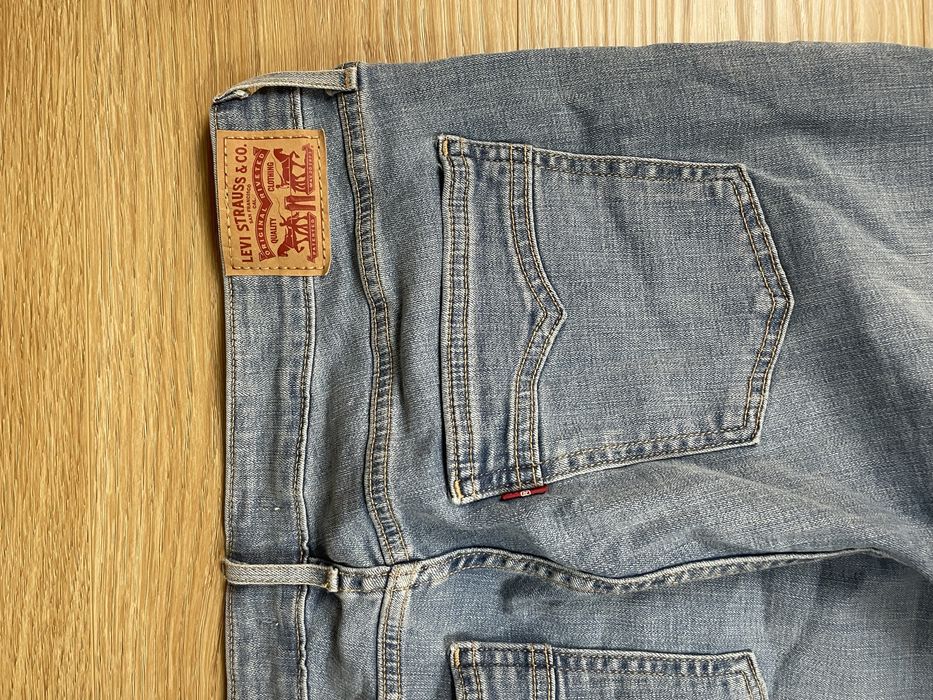 Джинси Levi's  725 High Rise Bootcut