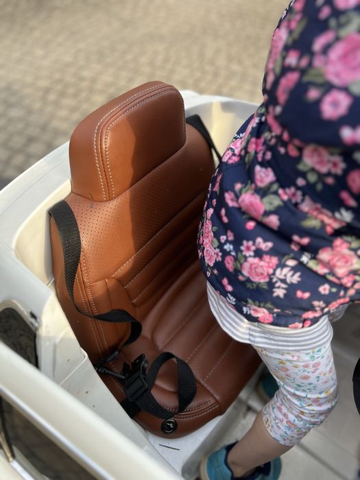 Pojazd akumulatorowy VOLKSWAGEN TOUAREG biały