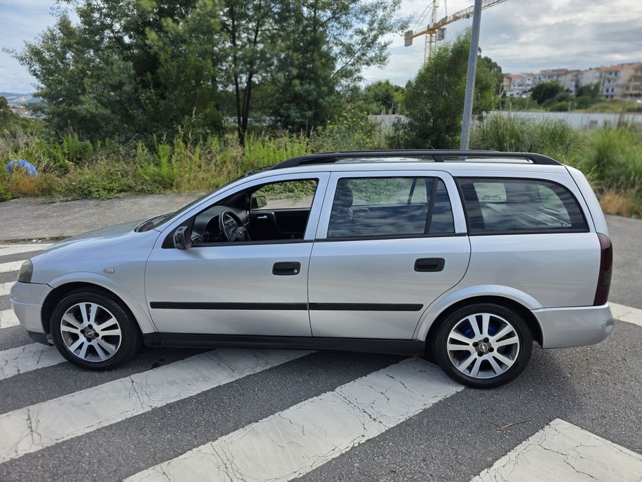 Opel Astra Caravan — fotografia 4