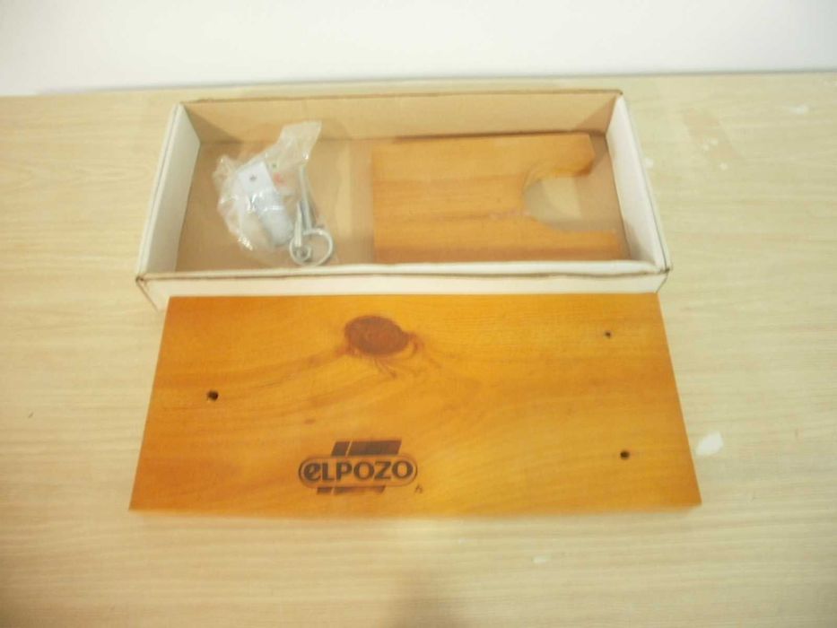 Ham board / ham holder64739137376641125