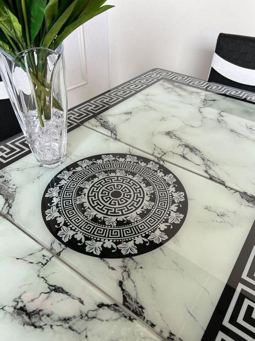 Обеденный кухонный стеклянный стол со стульями Обідній кухонний стіл