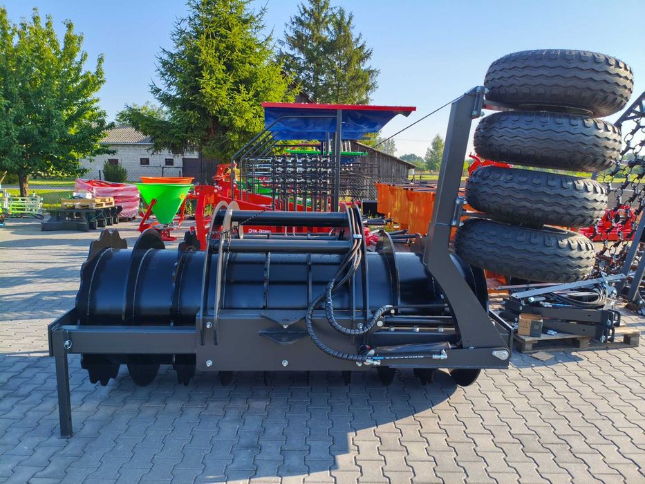 Od ręki! Wał Pryzmowy MT2 z dociskiem bocznym  Metal technik Raty