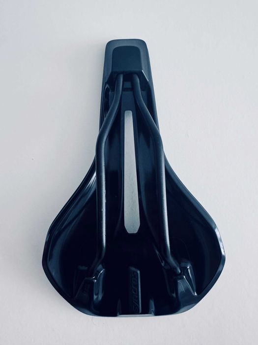 Selim Syncros Tofino V 2.0 Cut Out – Excelente Estado